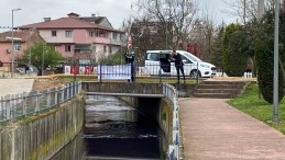 Kartepe’de çevre katliamı; kule deresi simsiyah akıyor