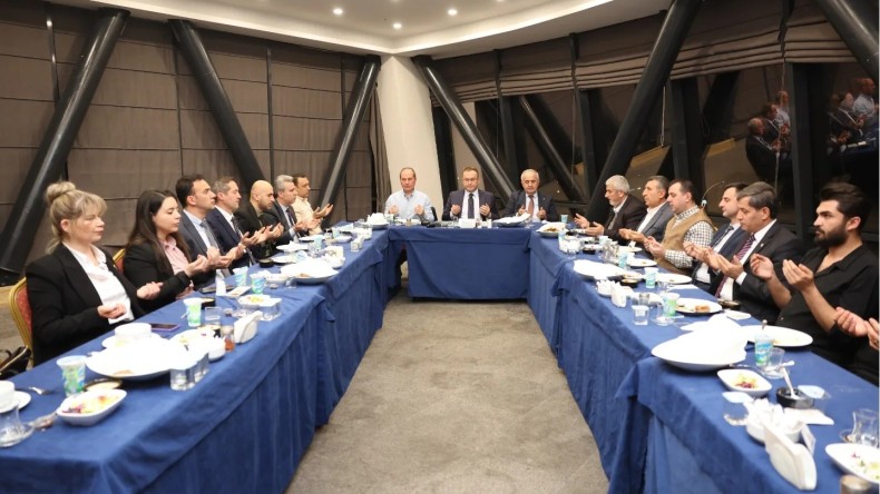 Zeki Aygün’e veda iftarı