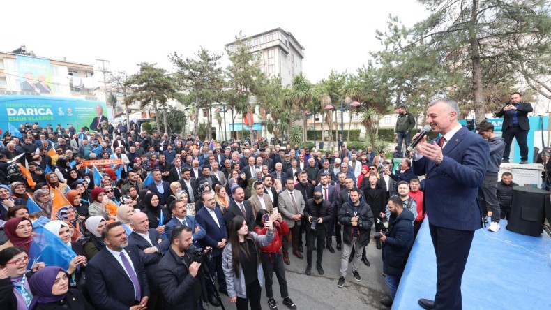 Darıca’da miting gibi açılış; ‘farklı kazanacağız’