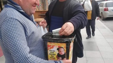 SMA’lı Asel bebek için sokaklarda; ‘O, adam gibi adam’