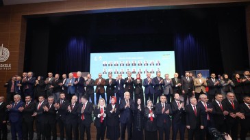 Ak Parti’de tempo yüksek; 9 ilçeyi 5 güne sığdırdılar