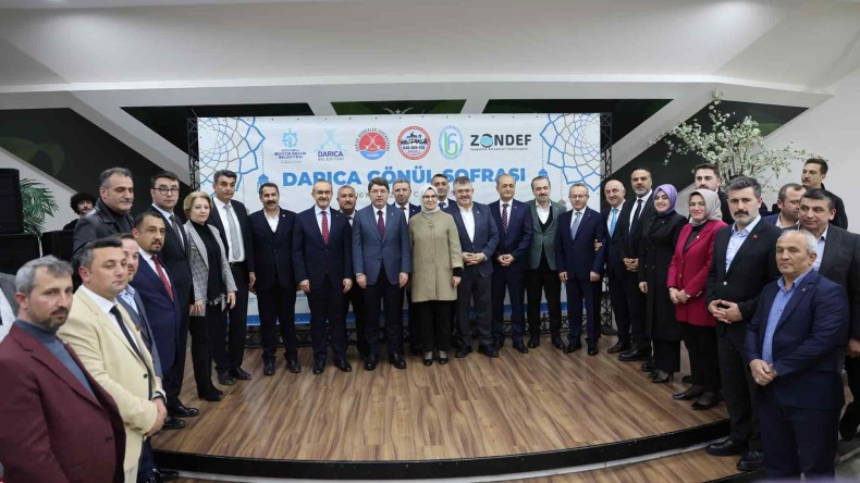 Bakan Tunç; ‘Darıca’da gerçek belediyeciliğin en güzel örnekleri var’