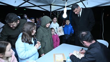 Gençlerden Kocaman’a destek