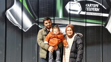 İşte teleferiğin ilk yolcusu; henüz bir yaşında