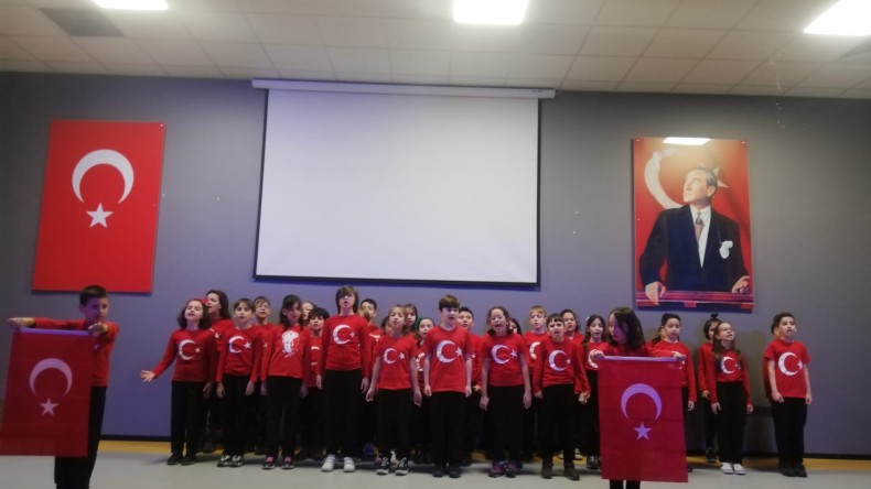 İstiklal Marşı’nın 103. Yılı  23 Nisan Ortaokulunda Kutlandı