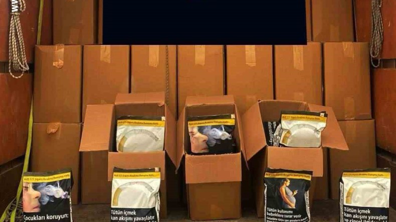 TEM’de durdurulan araçtan 4 ton sahte bandrollü tütün çıktı