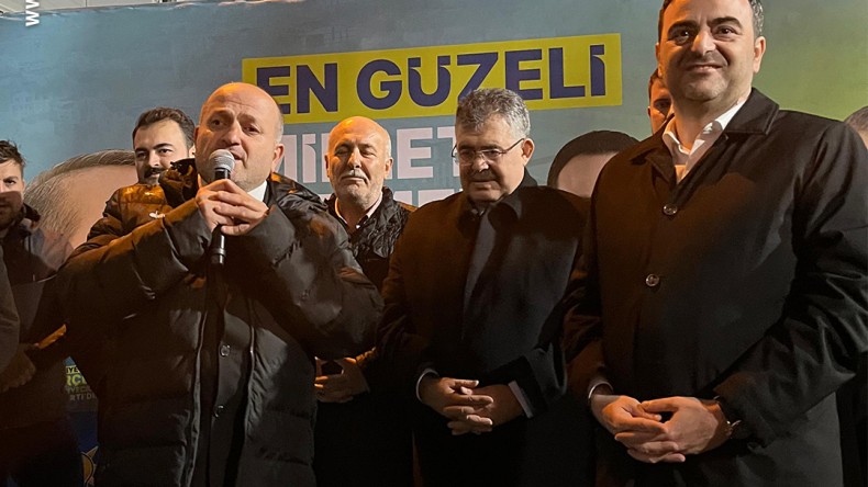 Tevfik Civelek’ten Başiskele’de Yasin Özlü’ye destek