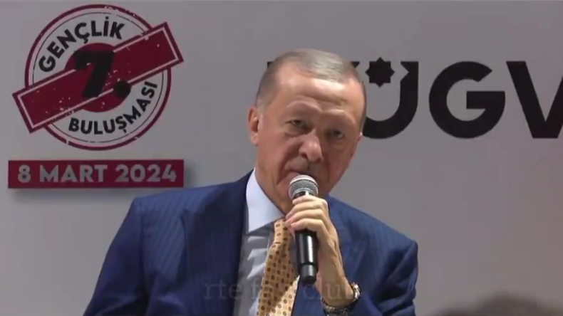 Etkileyeci bir an: Sosyal medya yıkılıyor; Duygusal sözler