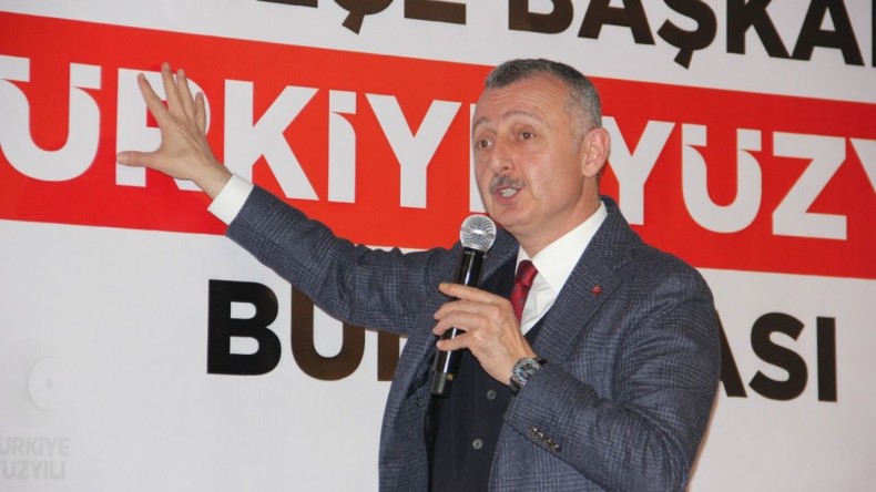 Hürriyet’i adeta bombaladı: Böyle bir beceriksiz yönetim….
