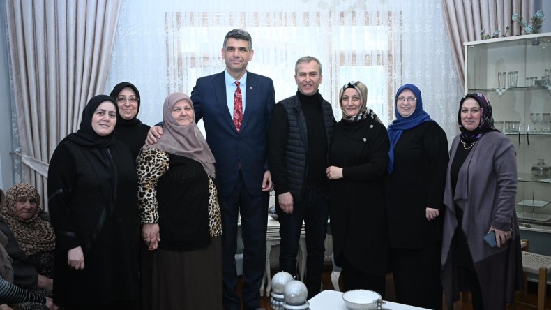 Başkan Kocaman, sahadan ayrılmıyor