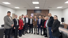 İYİ Parti İzmit’e asılıyor : Çalışmalara Türkkan da katıldı