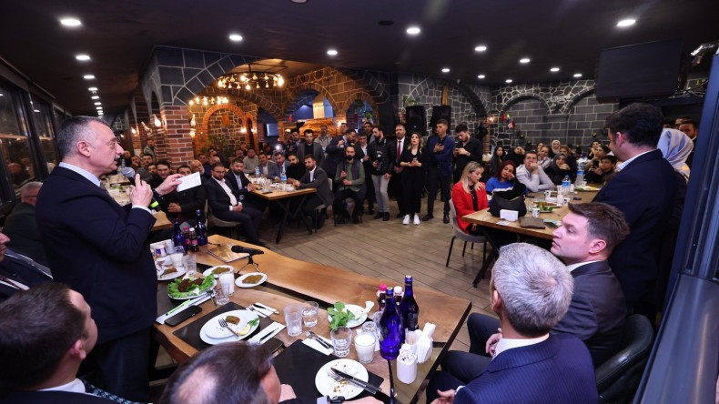 Vadi İzmit’te Büyükakın ve Tutuş’a yoğun ilgi