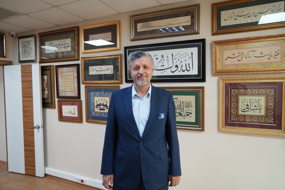Üzücü İddia; Yüzlerce Osmanlı Cihan Devleti Eseri Satılıyor