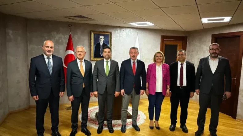 Büyükakın’dan açıklama; Sorunlar diyalog yoluyla daha kolay çözülür