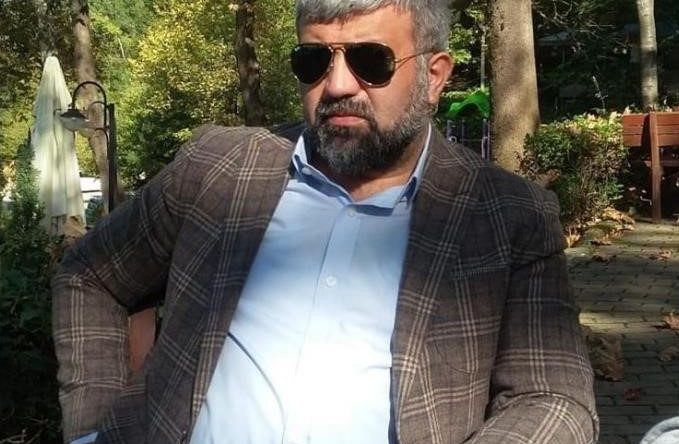 İş adamı aracında ölü bulundu