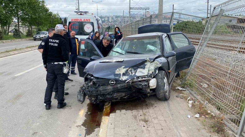 Kocaeli’de “U” dönüşü kazası: 5 yaralı