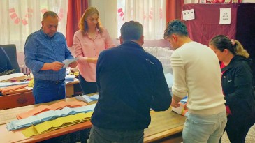 Film gibi olayın yaşandığı mahallede seçimler yenileniyor