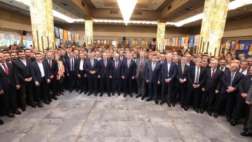 Ak Parti salona sığmadı: Şahin Talus mesaj verdi