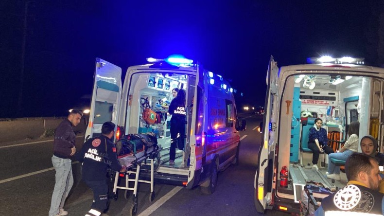 Araç takla attı: Çok sayıda yaralı var