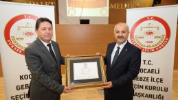 Başkan Büyükgöz mazbatasını aldı: “İlk günkü aşkla çalışacağız”