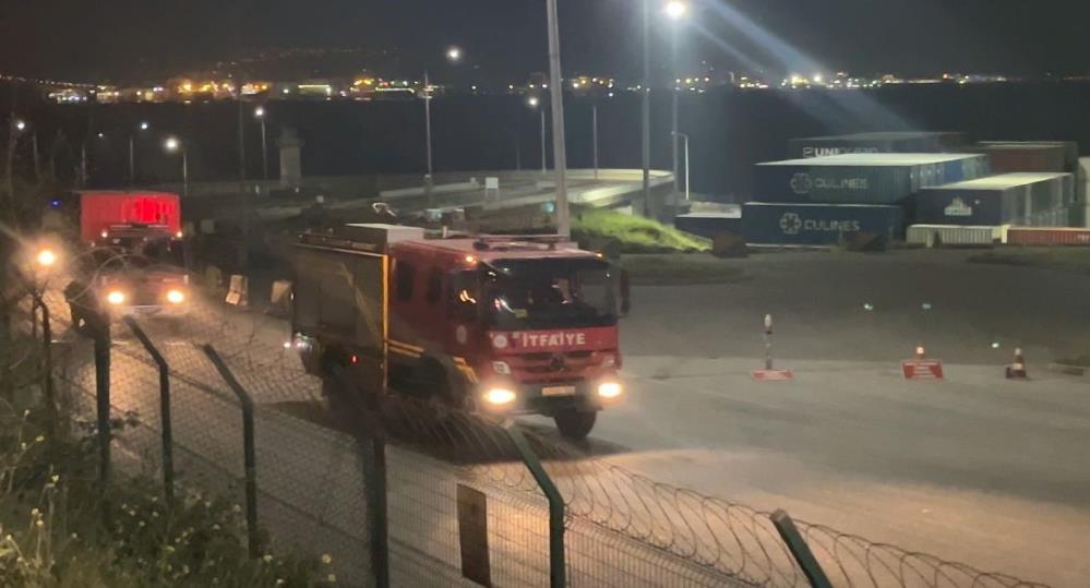 Gemide yangın: İki personel hastaneye kaldırıldı