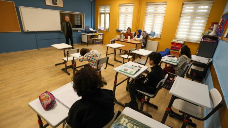 85 okulda eğitim sınıflarının tadilatı yapılacak : İhale gerçekleştirildi