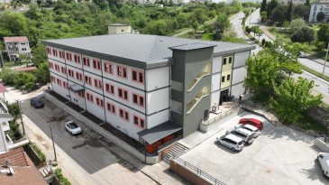 Atıl iş merkeziydi, Eğitim yuvasına dönüştü