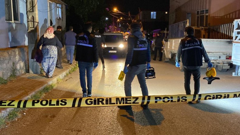 İzmit’te olay: Baldızını bıçakladı: ortalık karıştı, havaya ateş açıldı