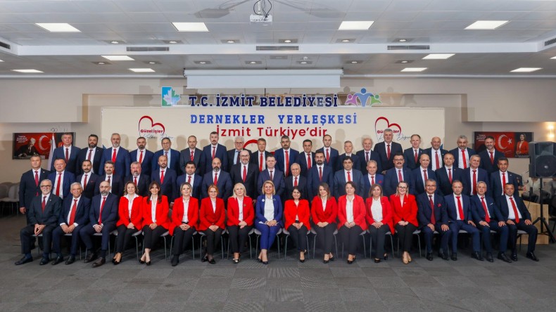 İşte İzmit Belediyesi Yönetimi kadrosu
