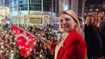 Hürriyet’in zaferi: Binlerce kişi akın etti; İşte görüntüler