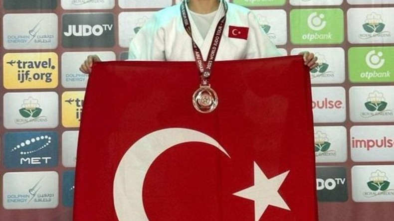 Kağıtsporlu Sıla ve Umalt Olimpiyat yolunda