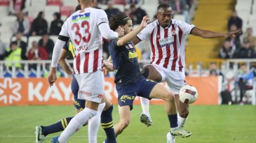 Maç bitti, tartışması bitmedi; VAR kayıtlarının açıklanması bekleniyor