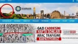 DEM Parti’den bir skandal daha: Sitesinde Türk Bayrağı kaldırılmış!