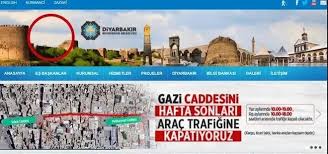 DEM Parti’den bir skandal daha: Sitesinde Türk Bayrağı kaldırılmış!