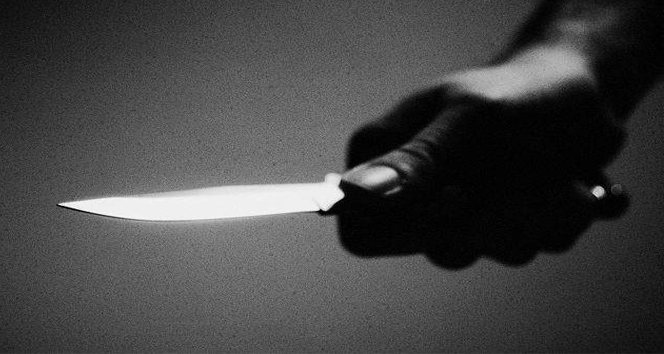 İzmit Barlar sokağında bıçaklı kavga: 1 yaralı