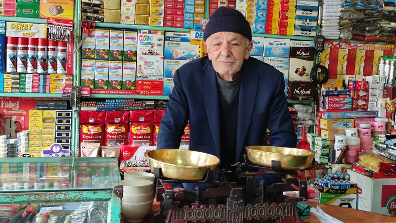 Türkiye’nin en düzenli bakkalı: Görenler taktir ediyor