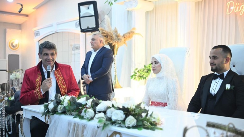 Başkan Kocaman, mutluluklara ortak oldu