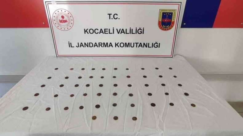 Antik Yunan dönemine ait sikkelerle yakalandı