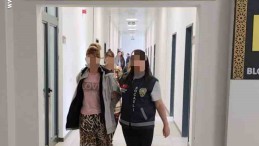 5 evi soyan 2 kadın yakalandı