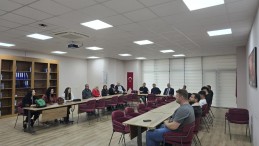 İzmit Belediyesi iş buluyor: 18 kişi daha iş sahibi oldu