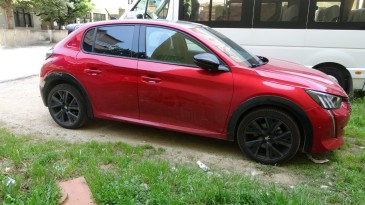 Sıfır otomobilini ekspertize soktu, aldığı raporla şaşkına döndü