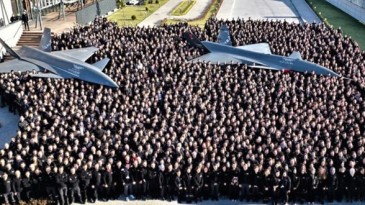 İşverenden çalışanlarına 18 maaş ikramiye