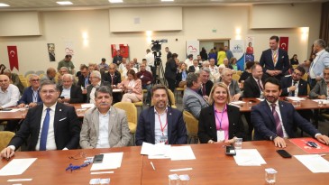 CHP İzmit Danışma Kurulu gerçekleştirildi: Hedef genelde ve yerelde iktidar