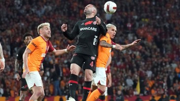 Aslan şampiyonluğa bir adım daha yaklaştı