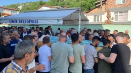 Tersanedeki gemi yangınında hayatını kaybeden işçi son yolculuğuna uğurlandı