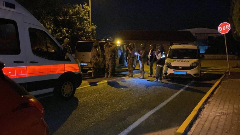Pompalı tüfekle sokağa çıktı, Özel harekat operasyon düzenledi