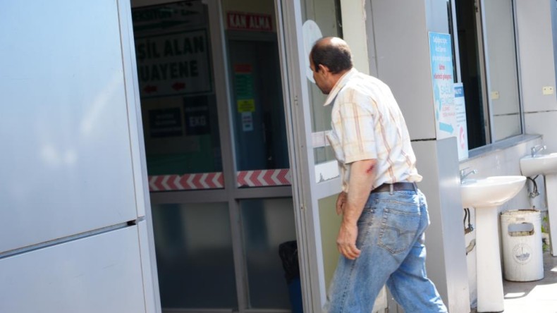 Gelenek bozulmadı: Kasaplar yanlışlıkla kendilerini kestiler