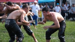 Kocaeli’de yiğitler er meydanına çıkıyor