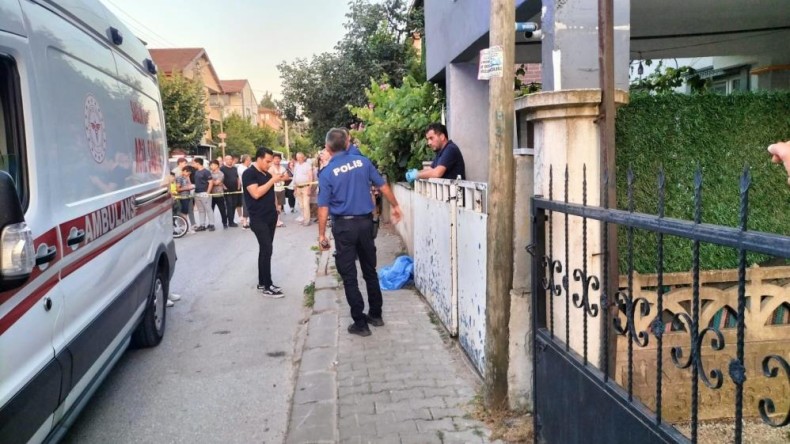 İki komşu arasında silahlı kavga: 1 ölü