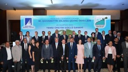 Bakan Özhaseki Kocaeli’de Çevre Ödülleri Törenine katıldı